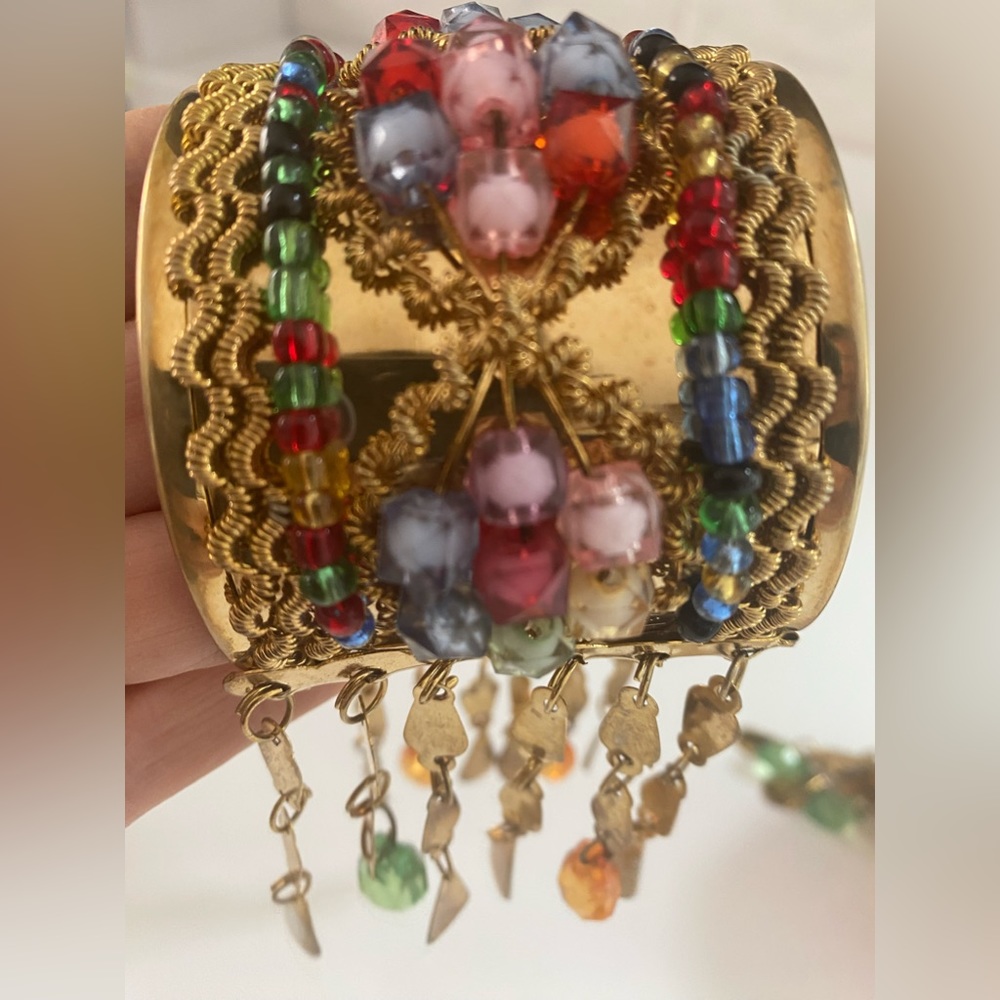 Beaded bracelets - Picture 2 of 11
